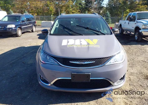 2019 Chrysler Pacifica Touring L z USA, uszkodzony, nr VIN 2C4RC1BG2KR731066